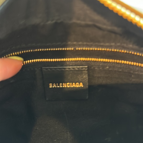 Balenciaga Logo Camera Bag - Picture 3 of 4